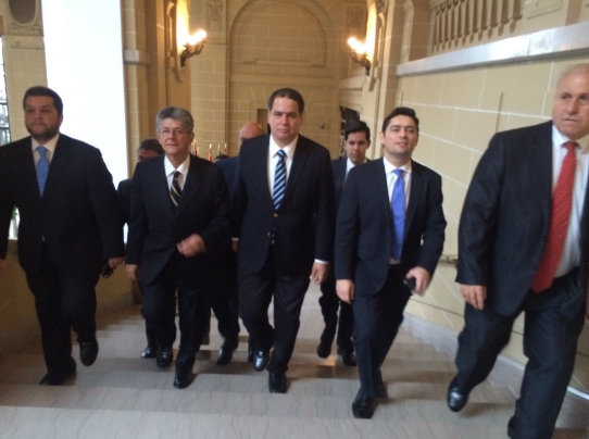 Así llegaron los diputados opositores a la OEA para reunión con Almagro (+Fotos)