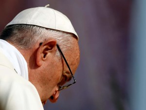 El Papa crea comisión para estudiar posibilidad de que mujeres sean diaconisas