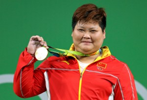 La china Meng gana el oro en la categoría +75kg de la halterofilia de Río 2016