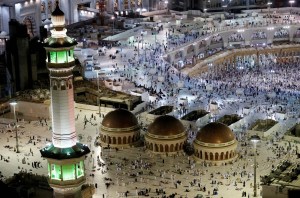 Primer día de peregrinación a La Meca, un año después de la trágica estampida