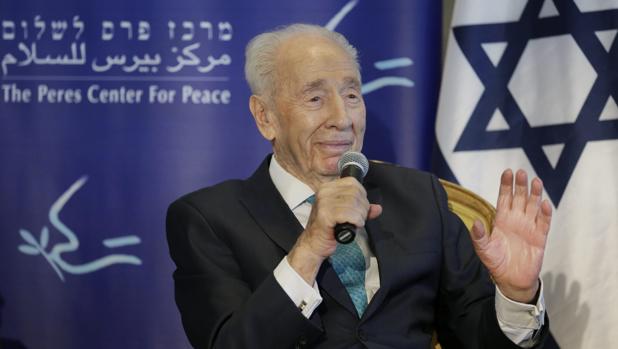 Shimon Peres se debate entre la vida y la muerte