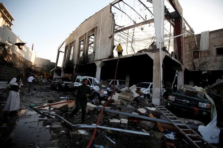 Más de 140 muertos en ataque aéreo durante funeral en Yemen