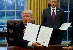 Corte de apelaciones de EEUU evalúa veto migratorio de Trump