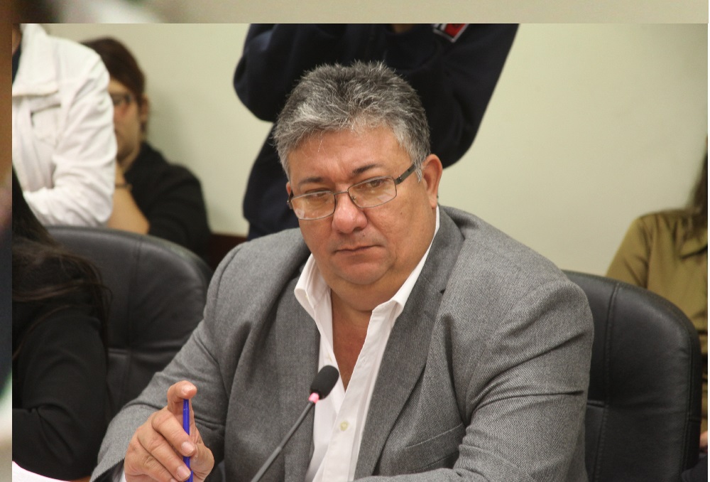 José Luis Pirela propone juramentar a gobernadores en Miraflores