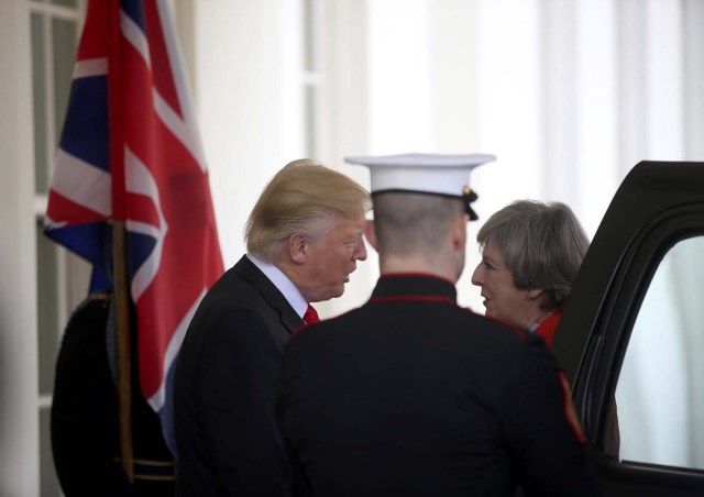 U.S. President Donald Trump greets British Prime Theresa Minister May after her arrival at the White House in Washington, U.S., January 27, 2017. REUTERS/Carlos Barria