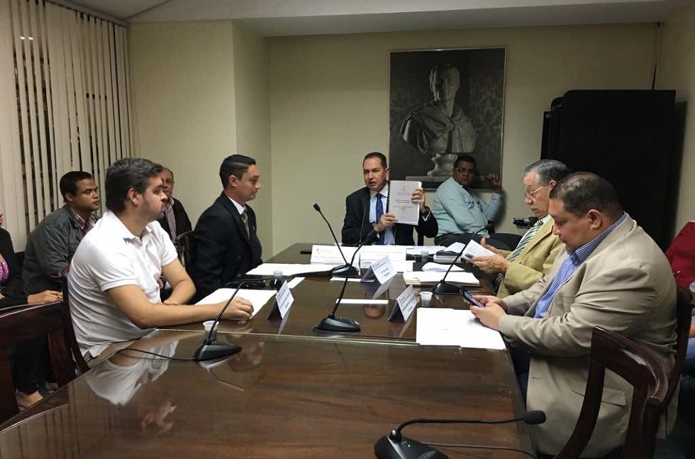 Richard Blanco ratifica sesión especial el #19F por dos años de detención de Ledezma