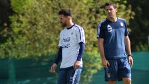 Messi ya se entrena con Argentina para preparar el partido contra Chile