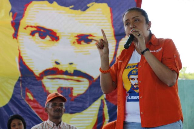 La diputada, Gaby Arellamo pidió asistir a la marcha para rechazar la represión en las marchas