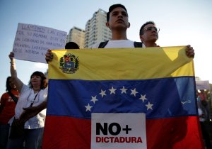 Oposición uruguaya emite declaración en repudio a “golpe de Estado” en Venezuela