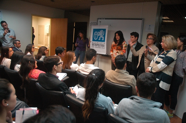 Cabildo y Alcaldía Metropolitana realizan taller de Planificación Estratégica Urbana para estudiantes universitarios