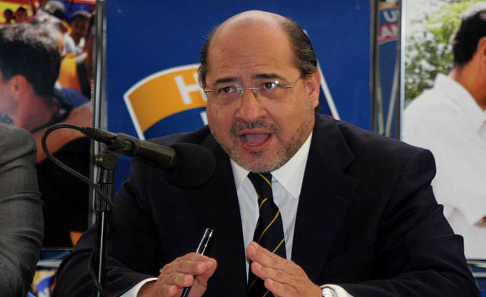 Gerardo Fernández: Retiro de Venezuela en la OEA es inviable