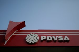 Pdvsa dice que vigila derrame en Trinidad y Tobago que se desplaza a costas venezolanas