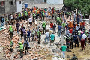 Edificio que colapsó en Cartagena tenía licencia falsa y obreros venezolanos