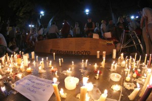 EN FOTOS: Así transcurrió la vigilia en Chacao en honor a los caídos