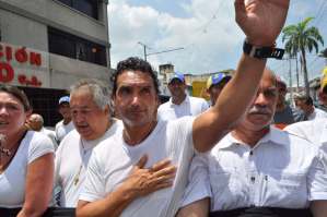 “Ayudar a la gente no es delito”: Richard Mardo denunció la detención arbitraria de seis jóvenes en el estado Aragua