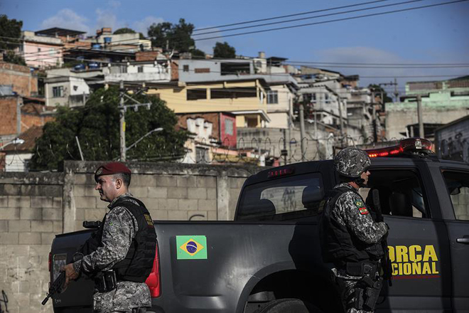 Al menos ocho muertos en un enfrentamiento en una favela de Río de Janeiro