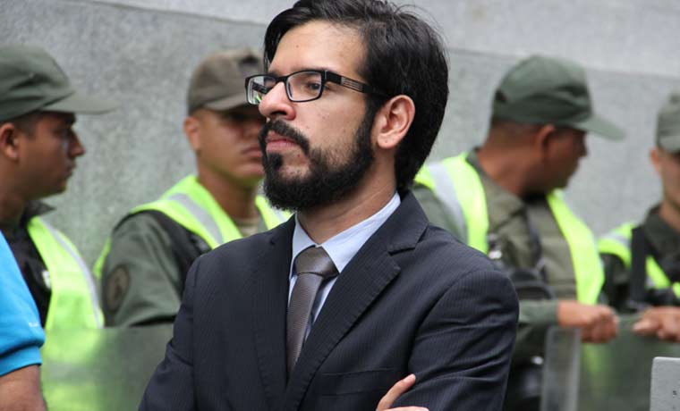 Pizarro: Hoy pedimos soluciones políticas, pacíficas y electorales para salir de la crisis