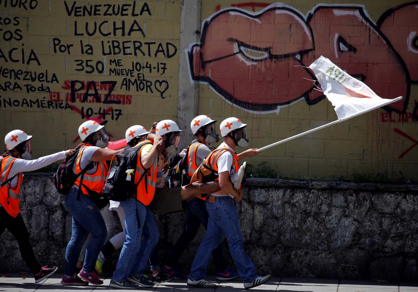 Médicos: Los héroes anónimos de las protestas en Venezuela