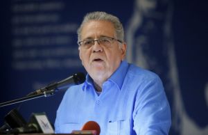 Isaias Rodríguez: Lo que hay es una guerra por el petróleo de Venezuela