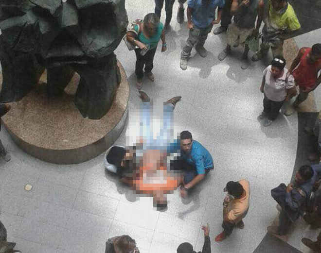 Le dispararon en la espalda para despojarlo de su celular en la Torre BOD de Valencia (+Foto)