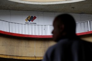 Francisco Abreu: CNE y Plan República deben permitir acceso de los testigos a centros de votación