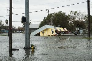 EEUU espera dos días más de “lluvias catastróficas” por el paso de Harvey