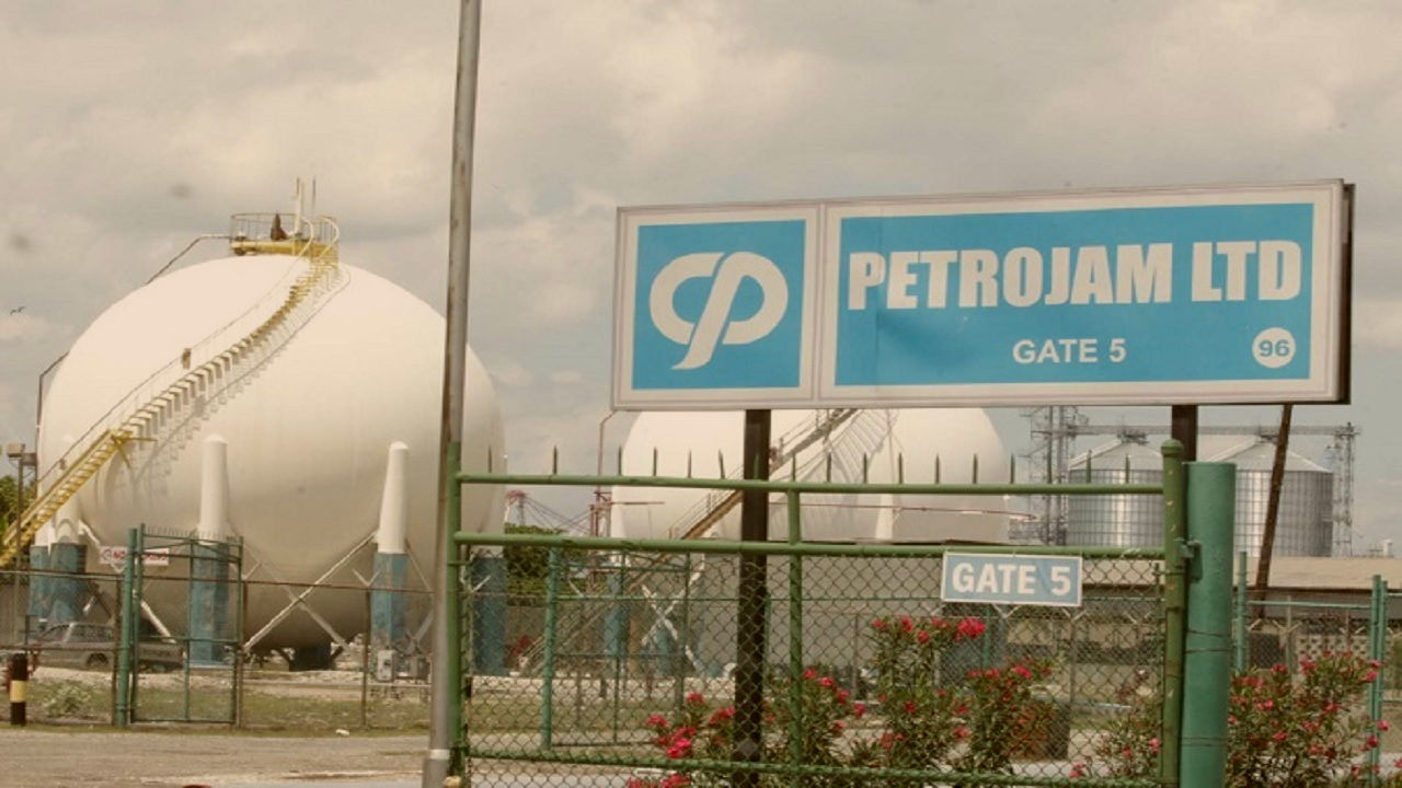 Gobierno de Juan Guaidó defiende los intereses del Estado en refinería Petrojam