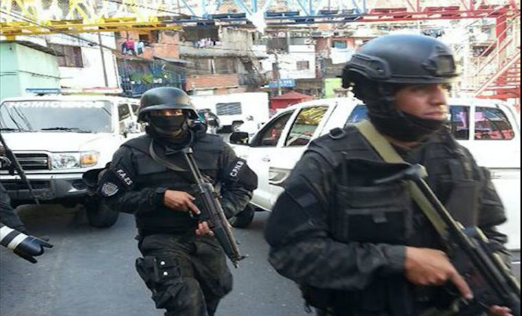 Detienen a coronel del Ejército por contrabando en Táchira (FOTOS)