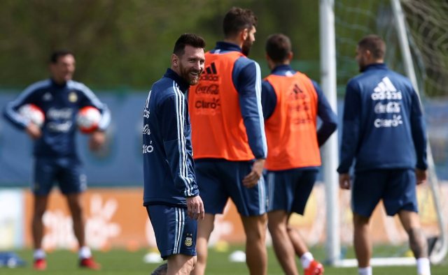 Lionel Messi se estrena con la selección de Argentina. REUTERS/Agustin Marcarian