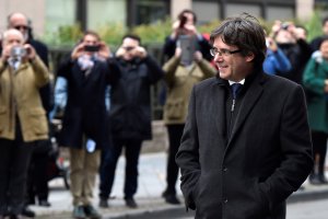 Puigdemont dice que no pedirá asilo, pero permanecerá en Bélgica por seguridad