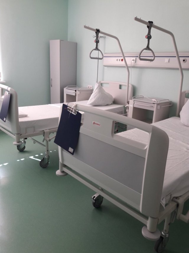 Camillas de centro de salud en Rusia, donde fue atendido Miguel Pérez Pirela