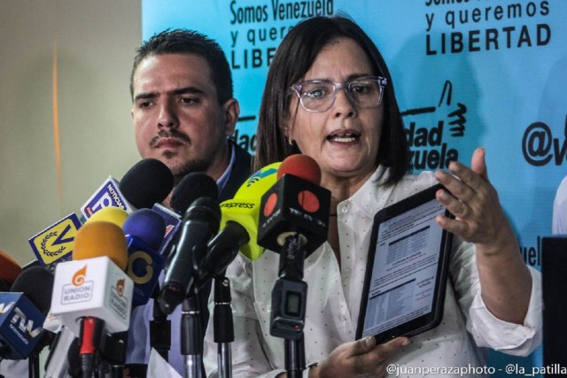 Liliana Hernández, vocera de la MUD en las elecciones regionales // FOTO Juan Peraza - La Patilla 