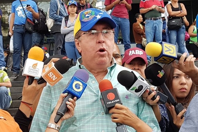 César Pérez Vivas: Maduro pretende prolongar in constitucionalmente el estado de alarma