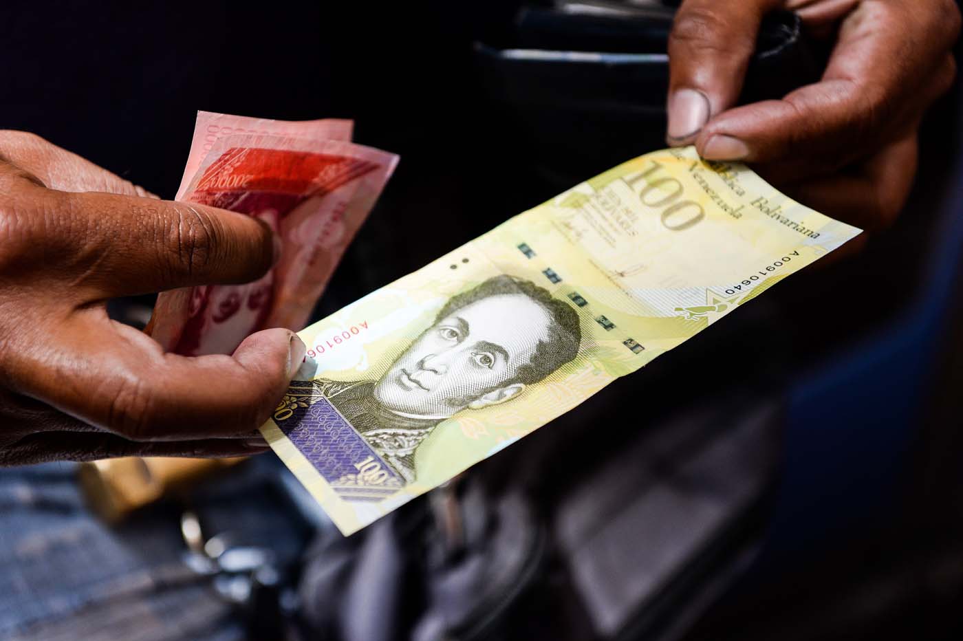 José Guerra pronostica nueva reconversión monetaria en Venezuela