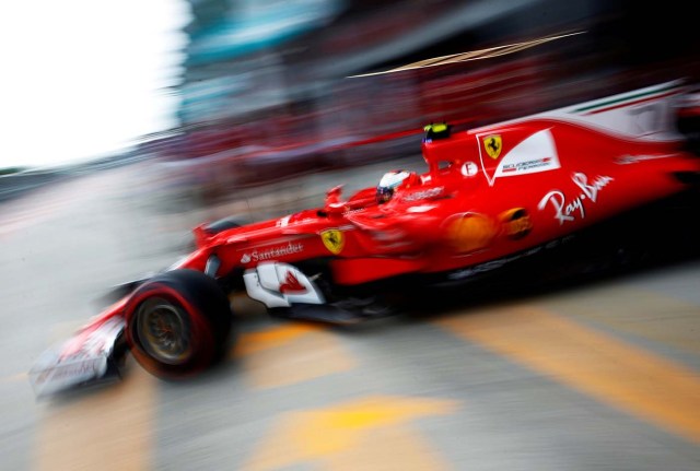 FILE PHOTO: Formula One F1 - Malaysia Grand Prix 2017 - Sepang, Malaysia - September 30, 2017. Ferrari’s Kimi Raikkonen in action during practice. REUTERS/Edgar Su/File Photo