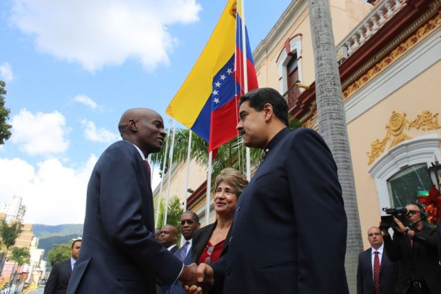 El presidente Nicolás Maduro, junto a su homólogo de Haití (Foto: @PresidencialVen)