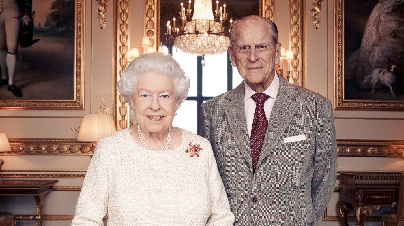 El nuevo retrato de Isabel II y el príncipe Felipe al cumplir 70 años de casados