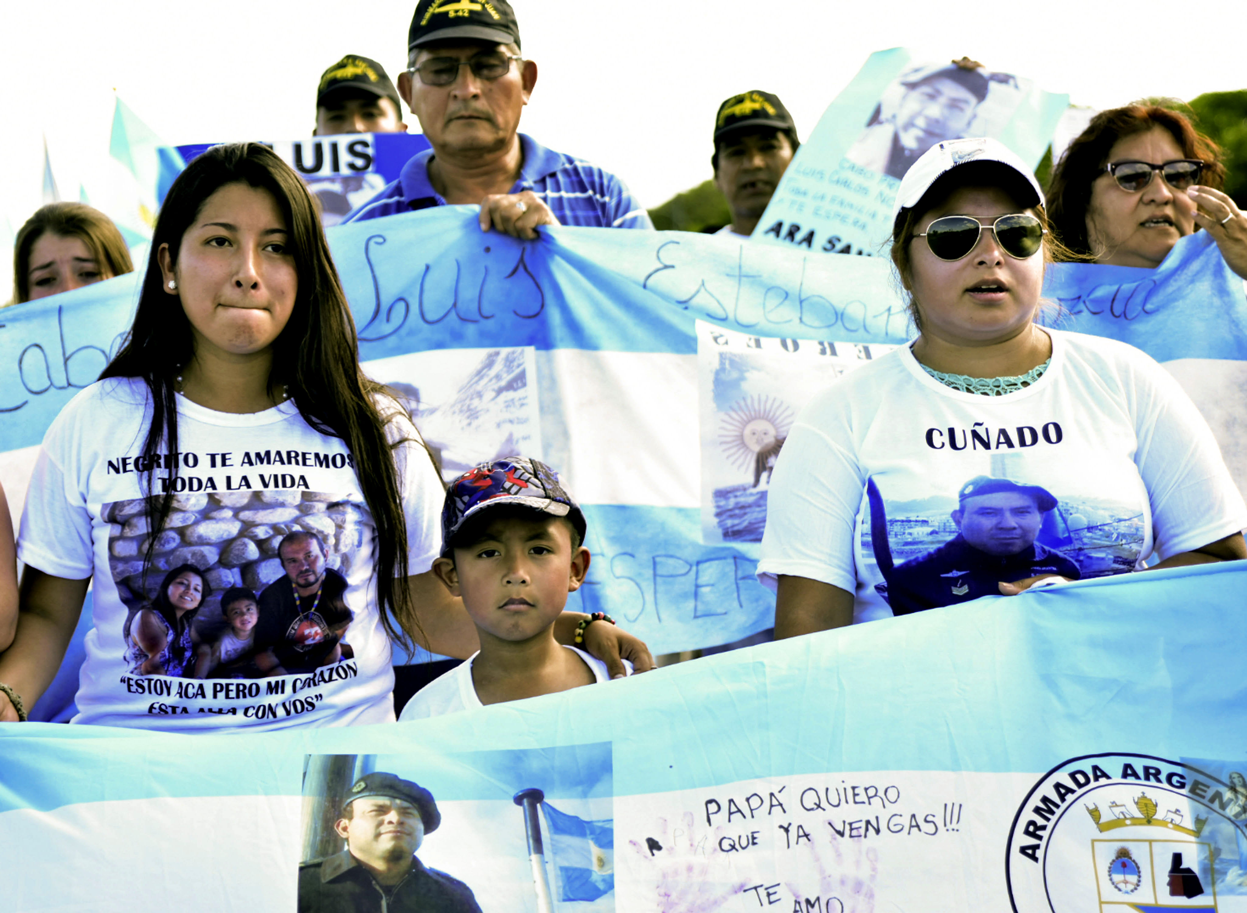 Familiares  de los tripulantes del Ara San Juan marcharon este viernes en Argentina (+fotos)