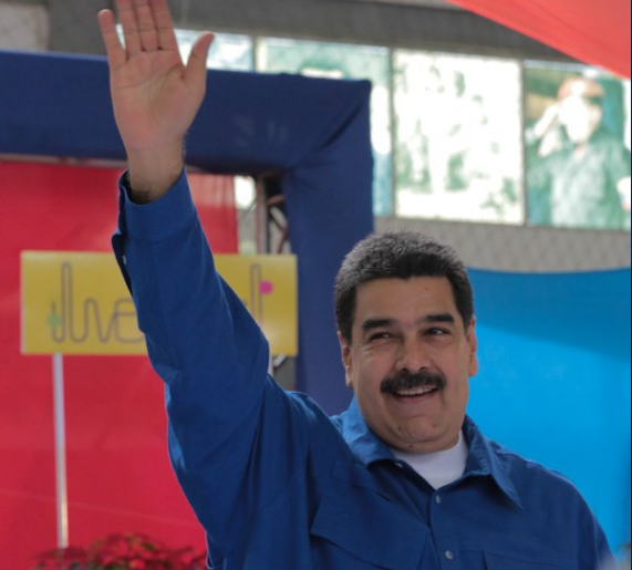 Maduro felicita a William Saab por detenciones a “traidores” ex directivos de Pdvsa (VIDEO)
