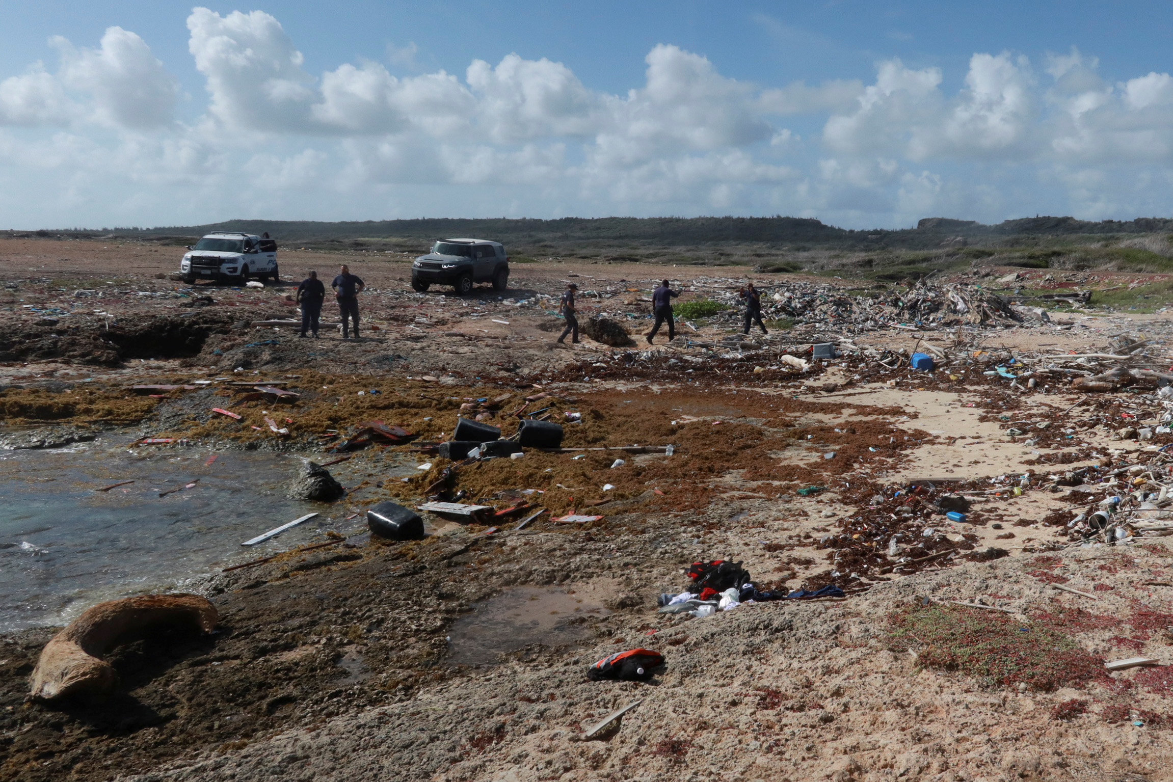 Familiar de uno de los muertos cerca de Curazao: Les llegó una ola inmensa y partió la lancha en dos