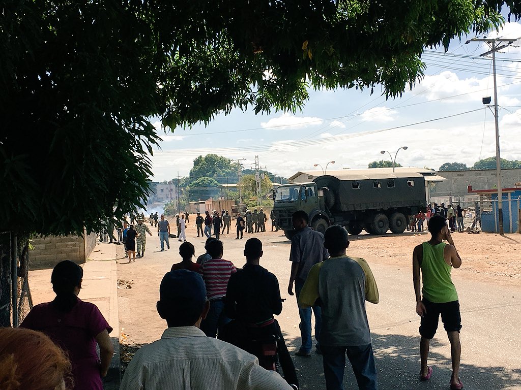 Saqueos de abastos y negocios en varias zonas de Guárico #13Ene (Fotos y videos)