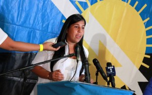 Desiree Barboza: La dictadura exige carnet de la patria para vivir