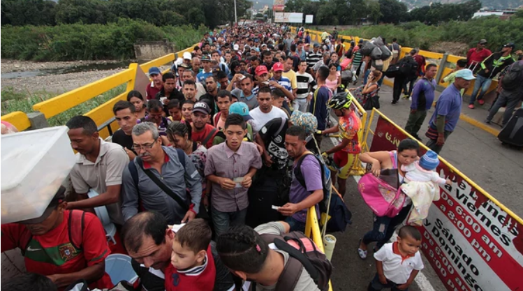 Migración Colombia expulsó a 63 venezolanos por robo y minería ilegal