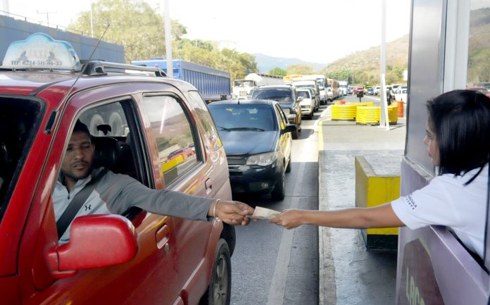 Tarifa para vehículos livianos en peajes de Carabobo costará dos mil 500 bolívares