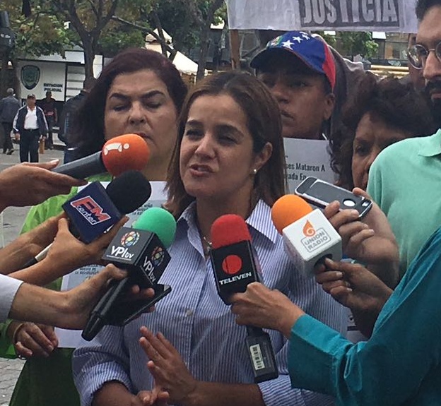 Karin Salanova: Los venezolanos tenemos que alzar la voz para ser libres
