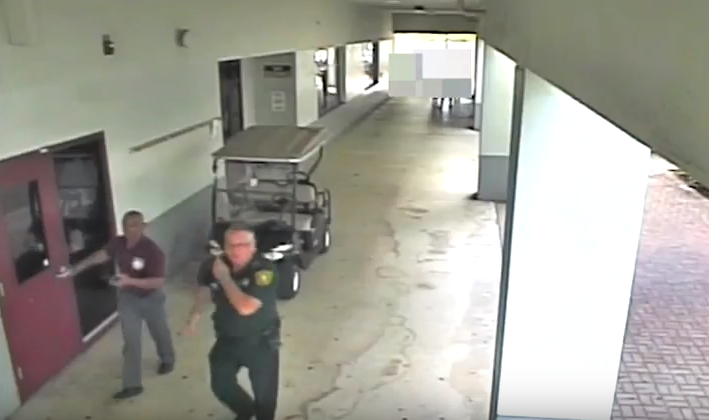 Salen a la luz las imágenes de los videos de seguridad del tiroteo de Florida
