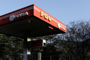 Pdvsa, el pilar de la economía venezolana que se desplomó en 20 años del chavismo
