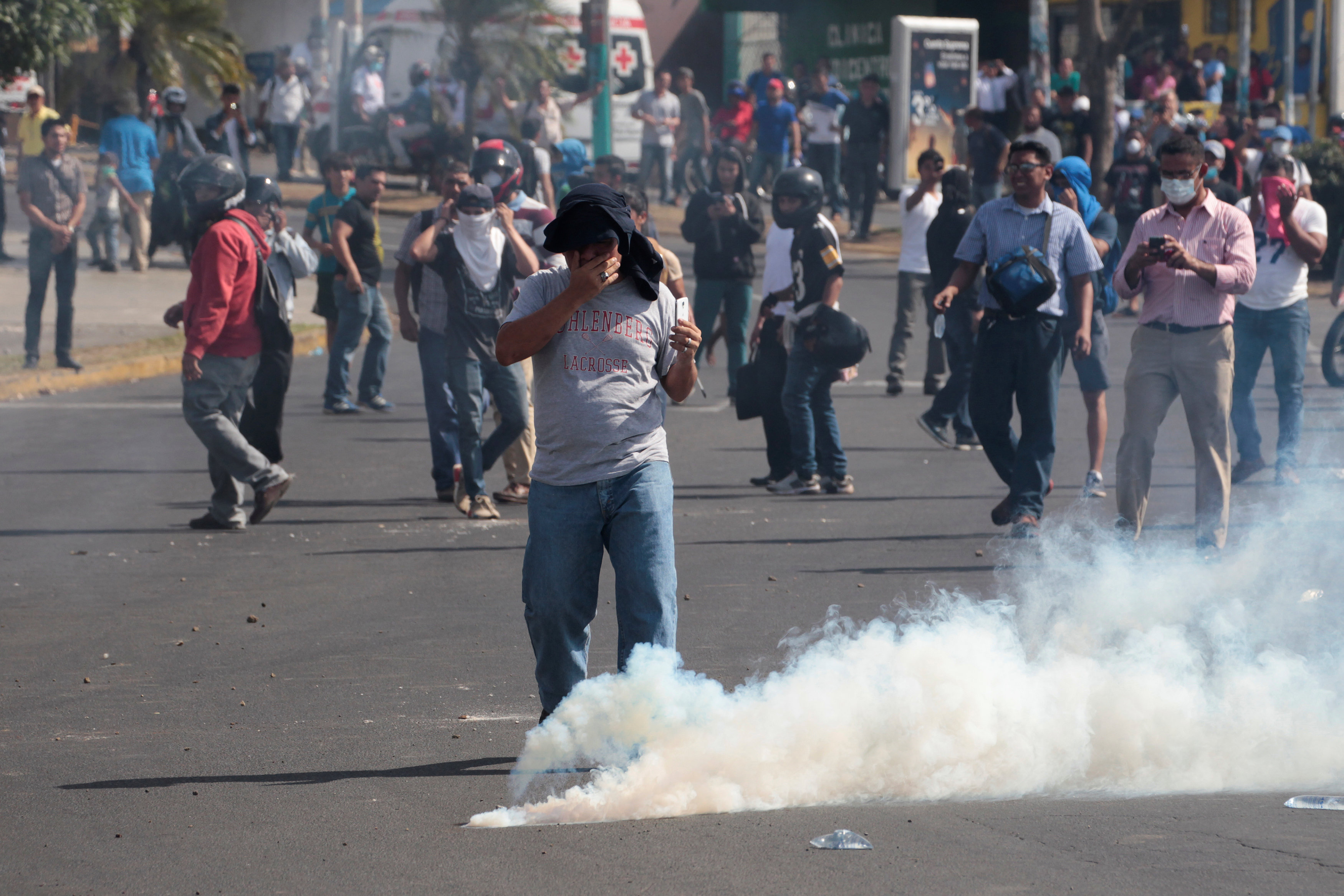 EEUU y Costa Rica recomiendan posponer viajes a Nicaragua por protestas