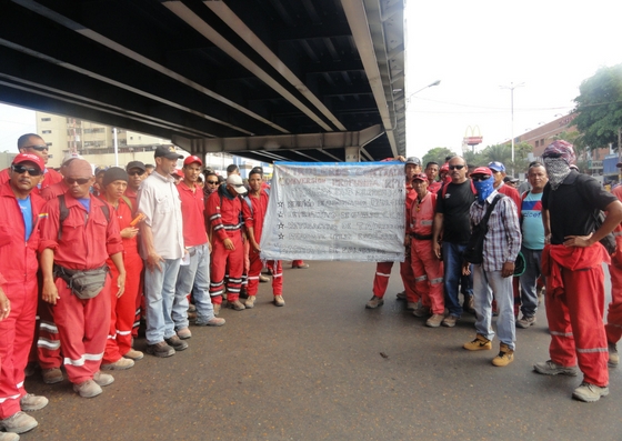 En Puerto La Cruz, trabajadores petroleros protestaron por reivindicaciones laborales #11Abr