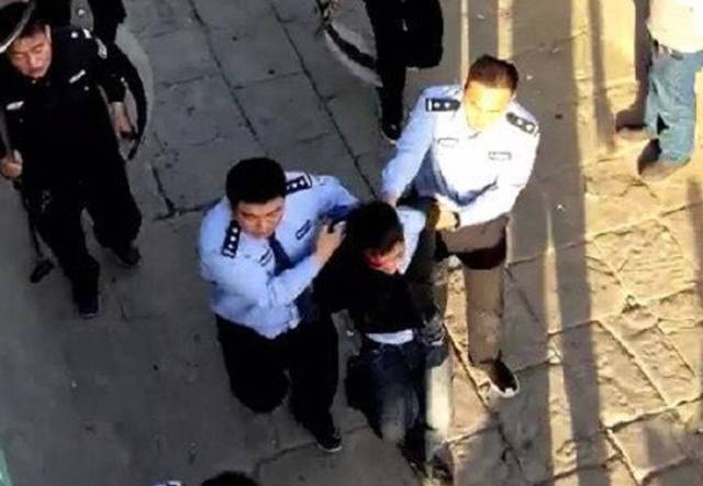 El hombre detenido tras el ataque con cuchillos en China